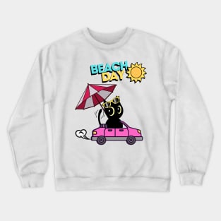 Cute black cat going to the beach Crewneck Sweatshirt